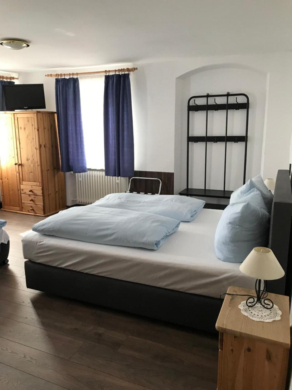 Hotel Guntia Günzburg Esterno foto
