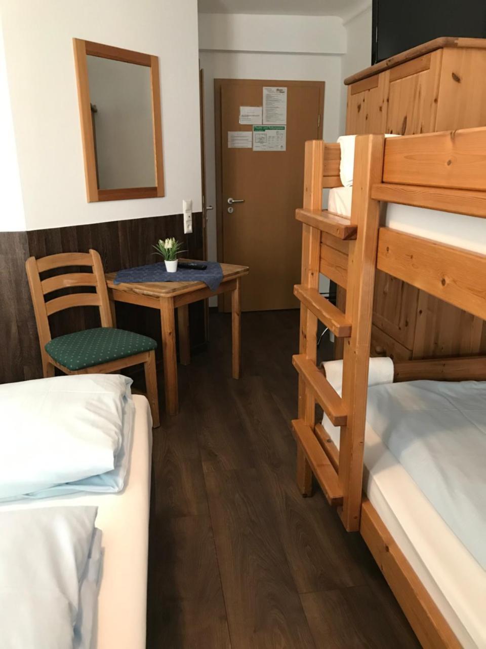 Hotel Guntia Günzburg Esterno foto