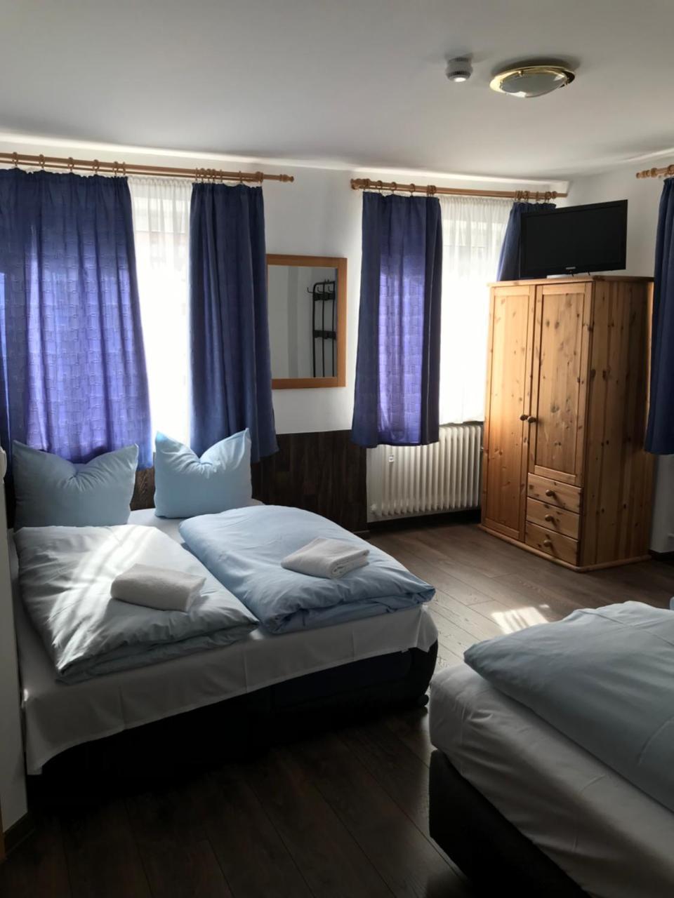 Hotel Guntia Günzburg Esterno foto