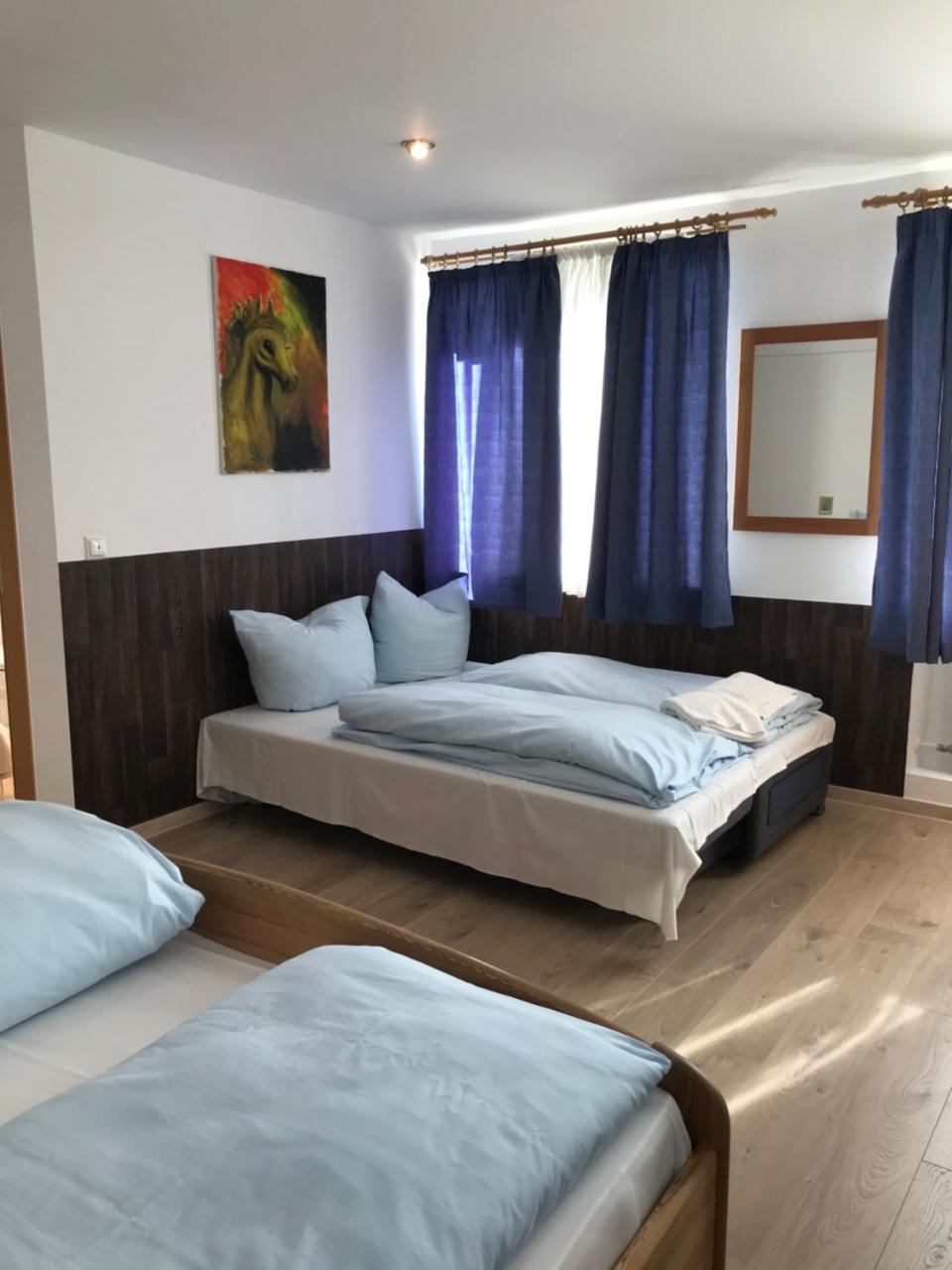 Hotel Guntia Günzburg Esterno foto